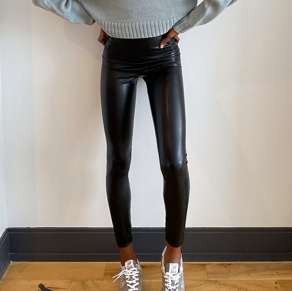 Aritzia Pants - Aritzia Wilfred Free Daria Vegan Leather Leggings
